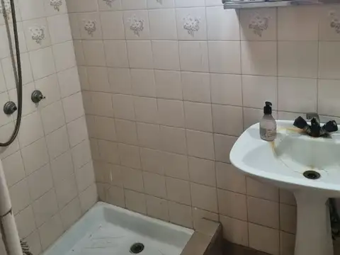 LOCAL COMERCIAL CON SOTANO- ZONA MONSERRAT