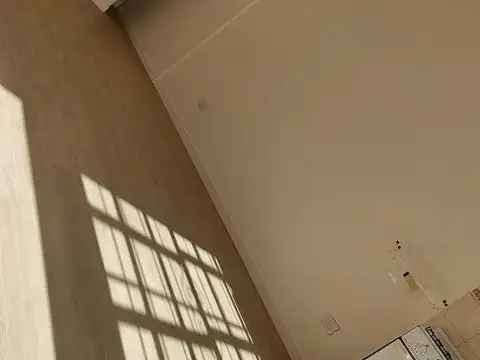 Depto Tipo Casa en Alquiler 40 años