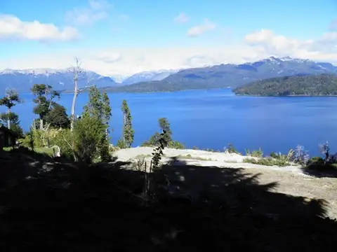 Excelente lote en Villa Correntoso - amplia vista al lago