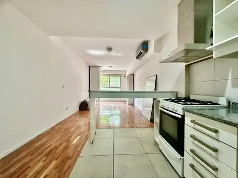 Avenida La Plata 1200