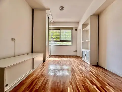 Oficina en Venta en Parque Chacabuco, USD 65.000