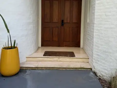 Casa en Alquiler de 3 dormitorios