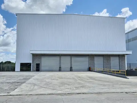 Alquiler Depósito AAA de 2.900m2   Playa para camiones Polo industrial Spegazzini Ezeiza