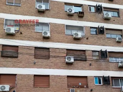 Felipe Vallese 500, Piso 9