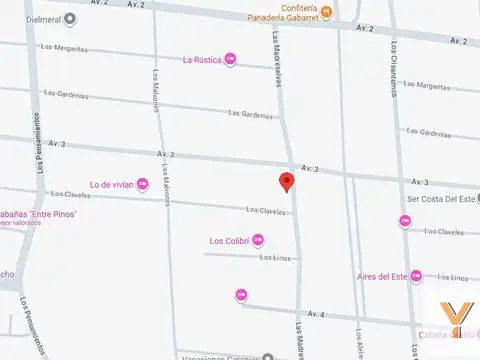 Las Madreselvas e/ Avenida 3 y Los Claveles
