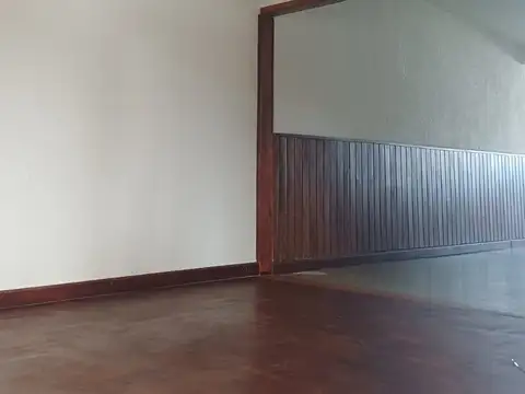 Casa en Alquiler en Los Polvorines, $ 950.000