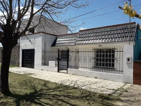 SE ALQUILA CASA 3 DORM EN SANTO TOME