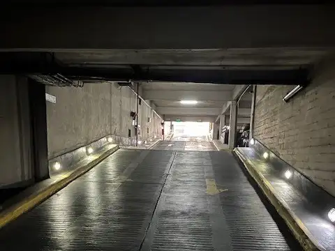 Cochera en Alquiler Fija