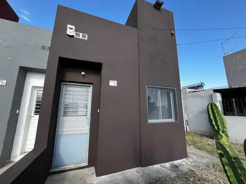 GALPON + OFICINAS EN CARRARA DE HORIZONTE