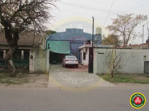 Venta - Galpon -  Venta Directa !!! Con Planos !!! Permuta !!!