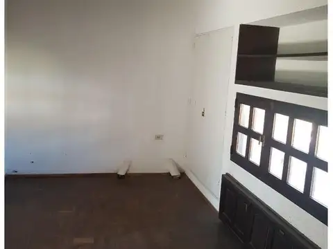 Zona tribunales - 2 plantas - 3 dormitorios ideal estudio