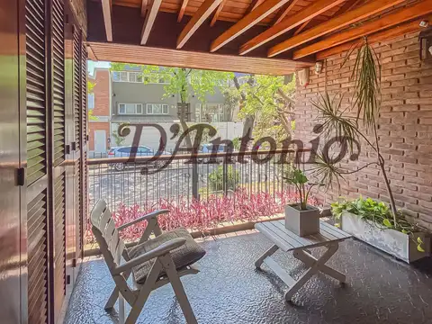 Casa 5 ambientes con 4 baños