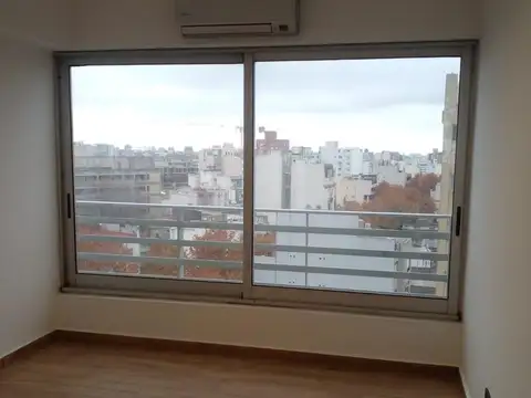 QUARTIER SAN TELMO - ALQUILER SIN MUEBLES, DOS AMBIENTES, CON COCHERA $ 1.200.000