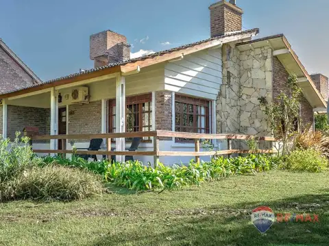 Venta Casa Pinamar 3 dormitorios y dep a 70 mt Mar