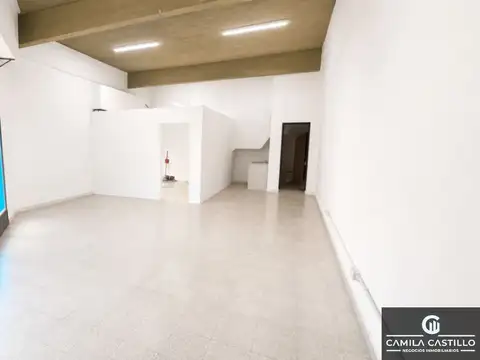Local en Alquiler en Versalles, $ 900.000