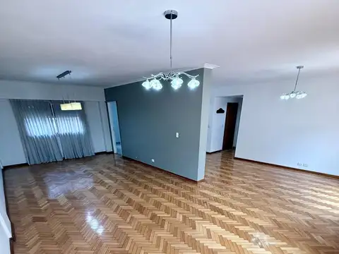 Departamento en Venta de 4 dormitorios