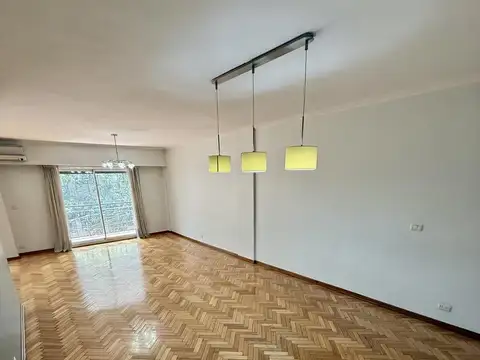 Departamento 6 ambientes con 2 baños