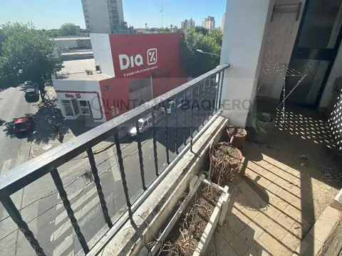 Departamento en Venta en Pompeya, USD 155.000