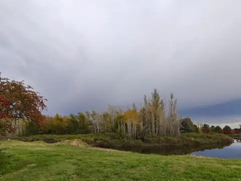 Venta Lote Con Vista Al Lago En El Campo