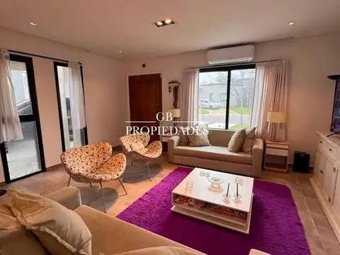 Venta de Casa en Santa Emilia, Pilar