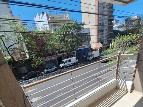 Alquiler Departamento 2 amb 55m2 c/Balcón Av.Jujuy 1100