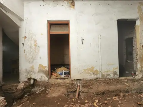 Local en Esquina a Reaccionar - 188m2 totales