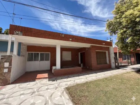 Venta | Casa | 3 Dormitorios | Cochera | Fray Luis Beltrán