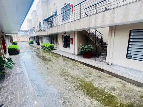 Conesa al 2100 Depto en Planta baja