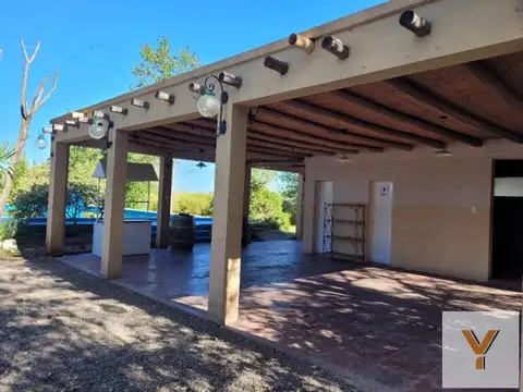 Casa en venta - 3 Dormitorios 3 Baños - San Juan