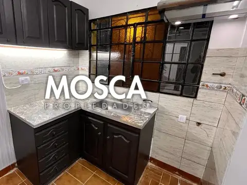 Depto Tipo Casa en Alquiler de Monoambiente