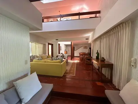 Casa en Alquiler 43 años