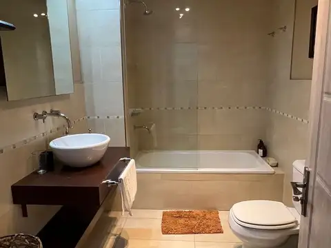 Departamento en Alquiler con 1 cochera