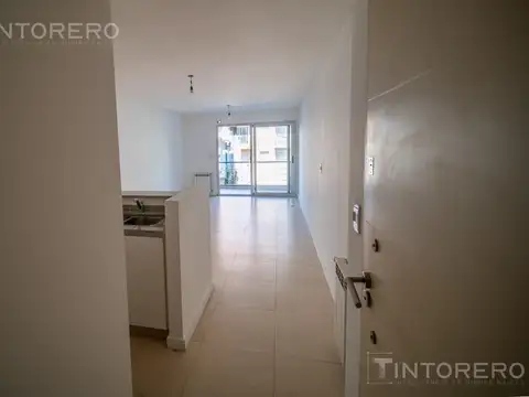 Venta Dpto Monoambiente Castelar Norte Centro con Balcón