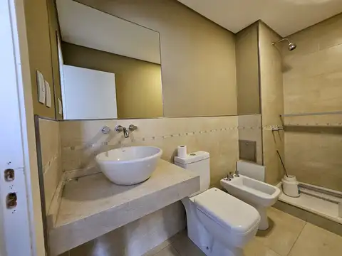 Oficina en Alquiler al Noreste