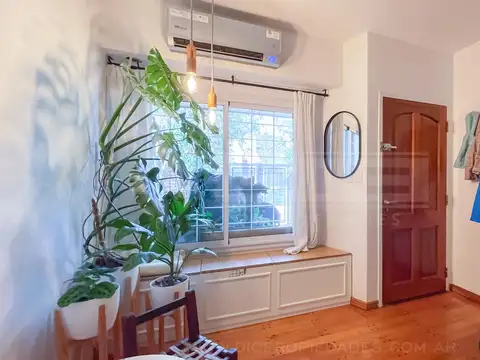 Fray Justo Sarmiento  al 2100, entre Fournier y Olaguer y Feliu