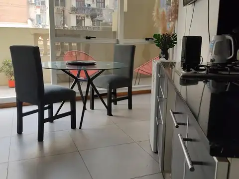 Monoambiente Piso Exclusivo Con balcón aterrazado