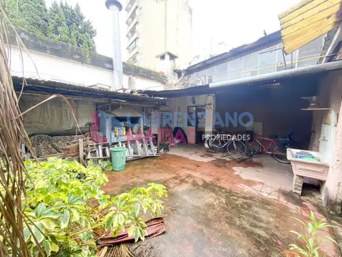 Local en Venta 60 años