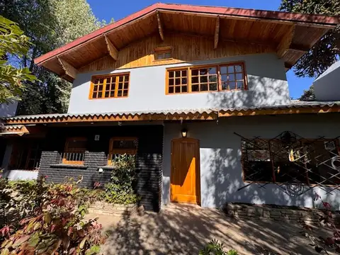 Bariloche casa en alquiler 5 dorm.  km 5 Bustillo