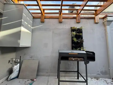 Depto Tipo Casa 2 ambientes con 1 baño