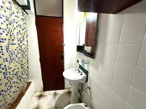 VENTA DEPTO 3 AMB PB HAEDO FRENTE A UTN