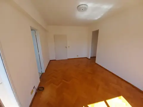 Blanco Encalada 5600, Piso 8