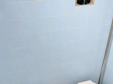 Casa 5 ambientes con 1 baño