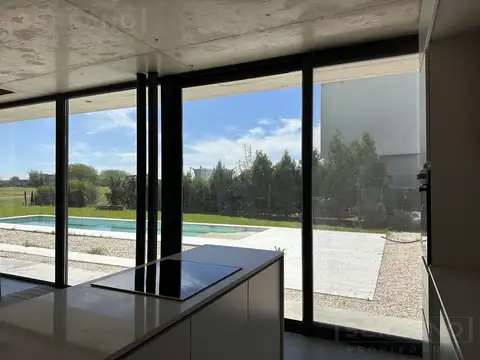 Casa en Alquiler al Noreste