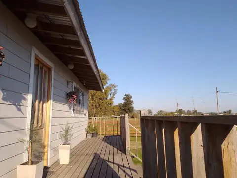 Casa 5 ambientes con 1 baño