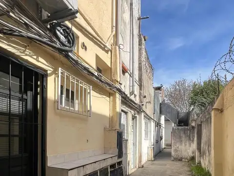 VENTA PH 2 AMBIENTES A RECICLAR VILLA ADELINA