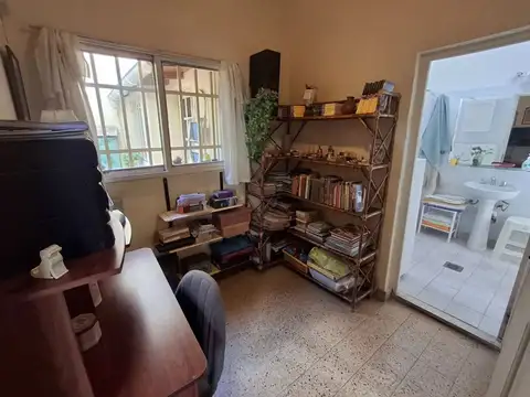 Depto Tipo Casa en Venta 52 años