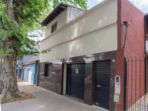 Depto Tipo Casa en Venta con 1 cocheras