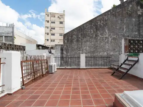 Depto Tipo Casa 5 ambientes con 1 baño