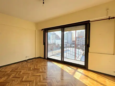 Av. San Juan al 4200, piso 5