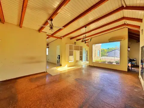 VENTA - Local en Funes